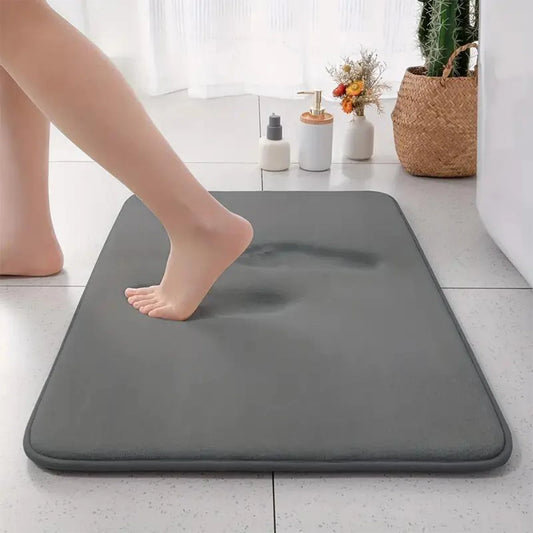 SoftHaven – Absorbent Bathroom Floor Mat (Non-Slip)